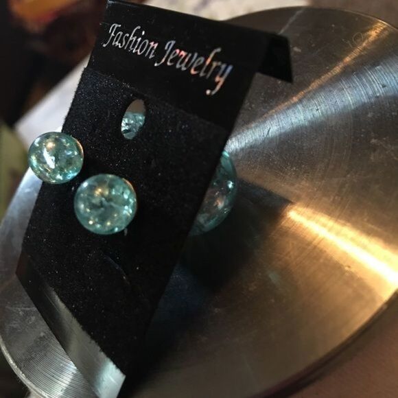 (G2) Double Sided Earrings - Picture 3 of 3